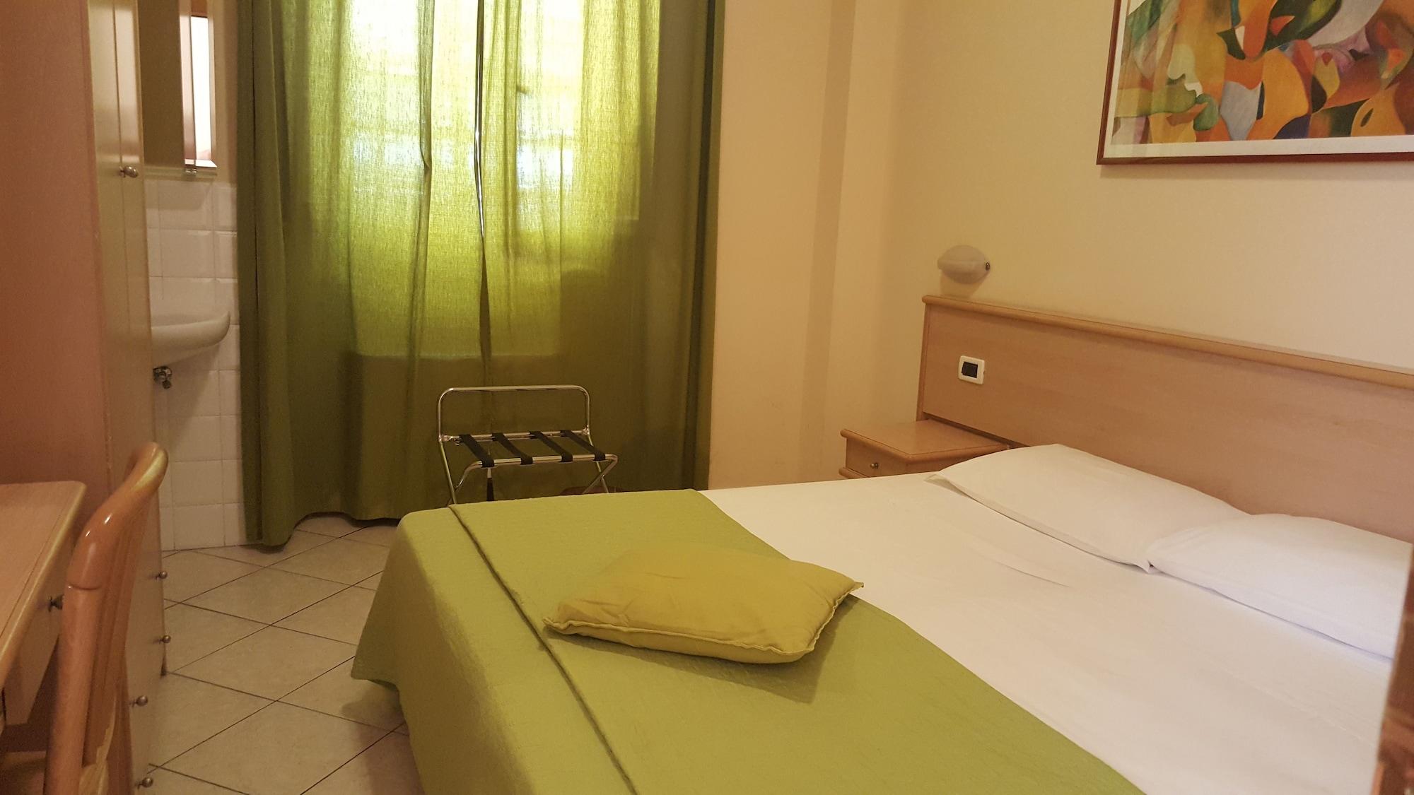 Hotel Astor Pisa Ngoại thất bức ảnh