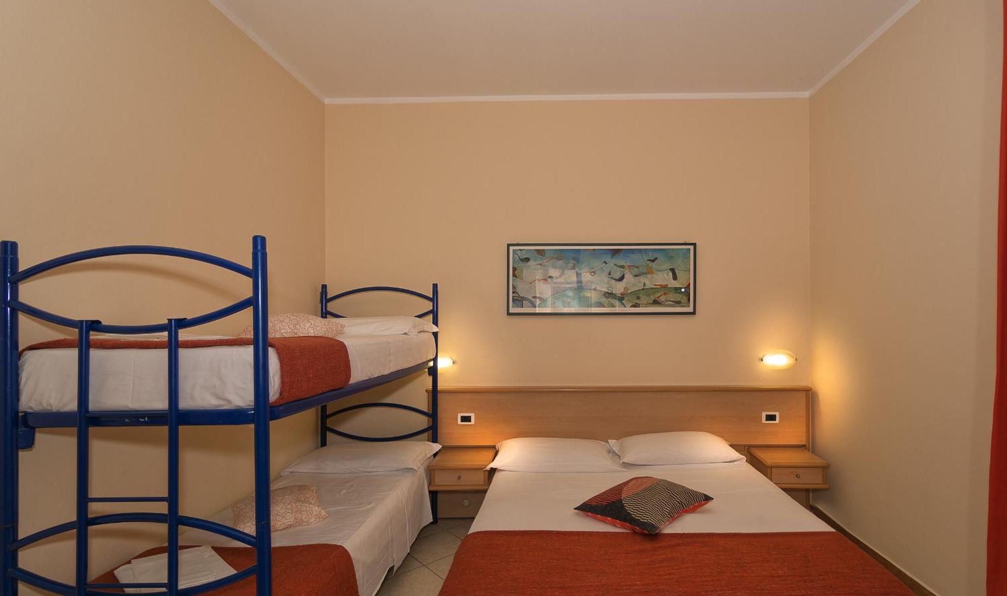 Hotel Astor Pisa Phòng bức ảnh