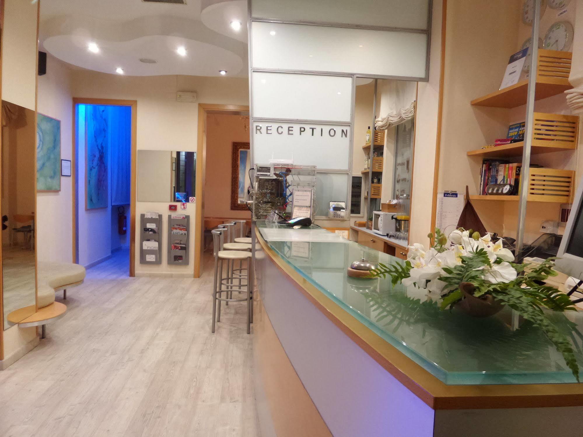 Hotel Astor Pisa Ngoại thất bức ảnh