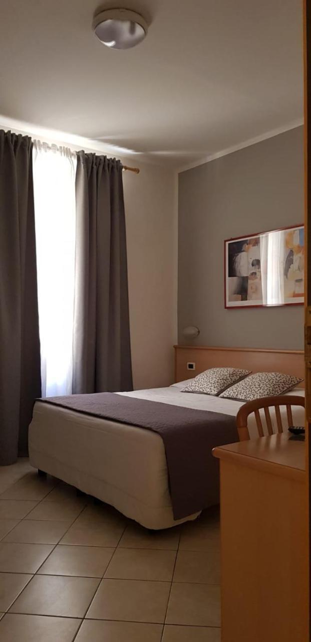 Hotel Astor Pisa Ngoại thất bức ảnh